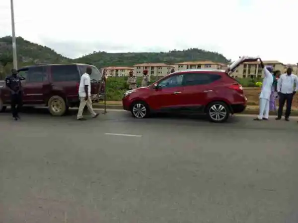 Man Celebrates As His Wife Walks Out Of This Ghastly Accident Alive Today (Pics) 